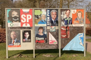 Kunnen we de verkiezingsborden in de gemeente niet beter afschaffen?